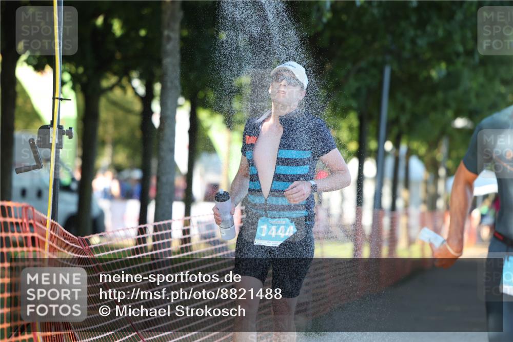 07.09.2025 - 19. Norderstedt Triathlon Michael Strokosch http://msf.ph/oto/8821488 07.09.2025 17:02:20 Laufen 396, 1427, 1444, 1472, 1476, 1613 meine-sportfotos.de