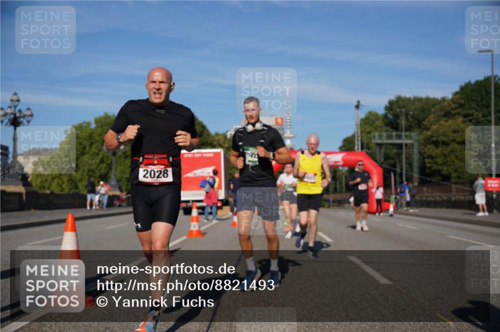 07.09.2025 - BARMER Alsterlauf Yannick Fuchs http://msf.ph/oto/8821493 07.09.2025 09:45:59 Laufen 2028 meine-sportfotos.de