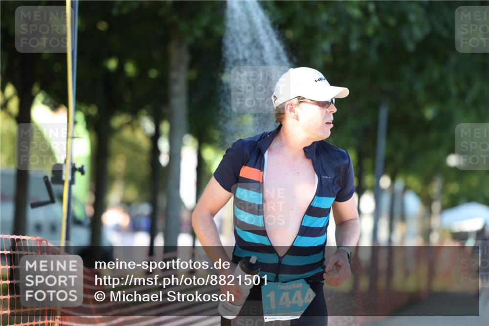 07.09.2025 - 19. Norderstedt Triathlon Michael Strokosch http://msf.ph/oto/8821501 07.09.2025 17:02:21 Laufen 396, 1427, 1444, 1476, 1613 meine-sportfotos.de