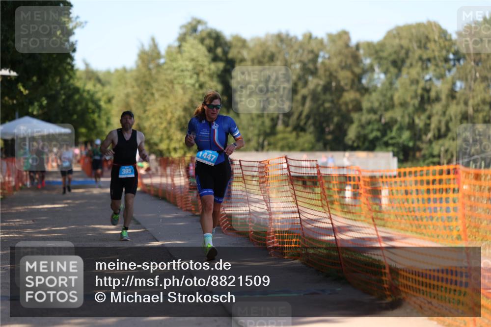 07.09.2025 - 19. Norderstedt Triathlon Michael Strokosch http://msf.ph/oto/8821509 07.09.2025 15:55:57 Laufen 395, 1447 meine-sportfotos.de