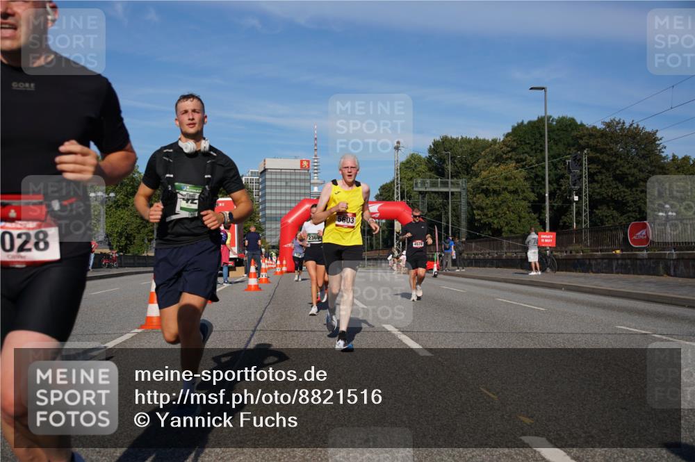 07.09.2025 - BARMER Alsterlauf Yannick Fuchs http://msf.ph/oto/8821516 07.09.2025 09:46:00 Laufen 028, 2369, 5603, 4578 meine-sportfotos.de