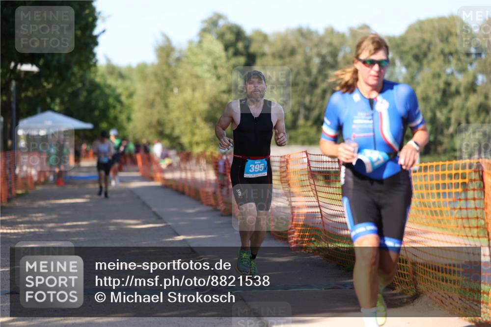 07.09.2025 - 19. Norderstedt Triathlon Michael Strokosch http://msf.ph/oto/8821538 07.09.2025 15:56:00 Laufen 395, 1447 meine-sportfotos.de