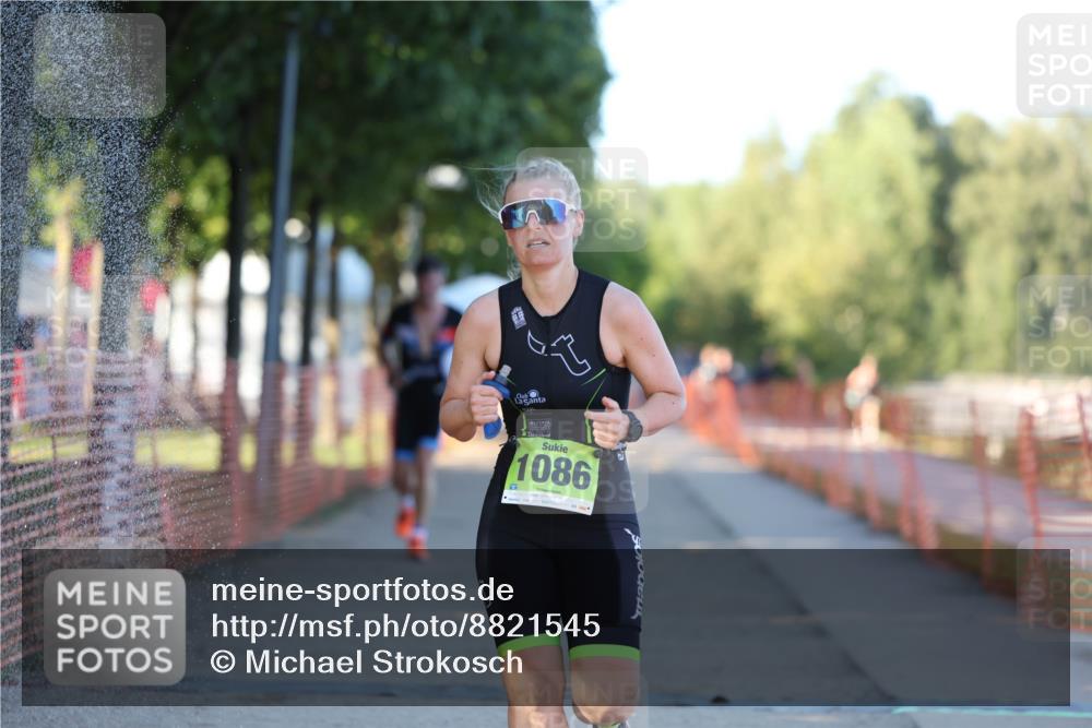 07.09.2025 - 19. Norderstedt Triathlon Michael Strokosch http://msf.ph/oto/8821545 07.09.2025 17:02:34 Laufen 878, 1086, 1417 meine-sportfotos.de