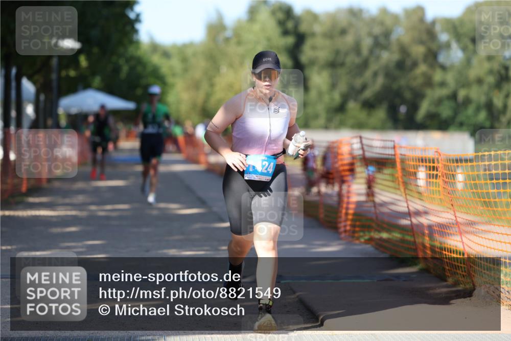 07.09.2025 - 19. Norderstedt Triathlon Michael Strokosch http://msf.ph/oto/8821549 07.09.2025 15:56:09 Laufen 1424, 1491 meine-sportfotos.de