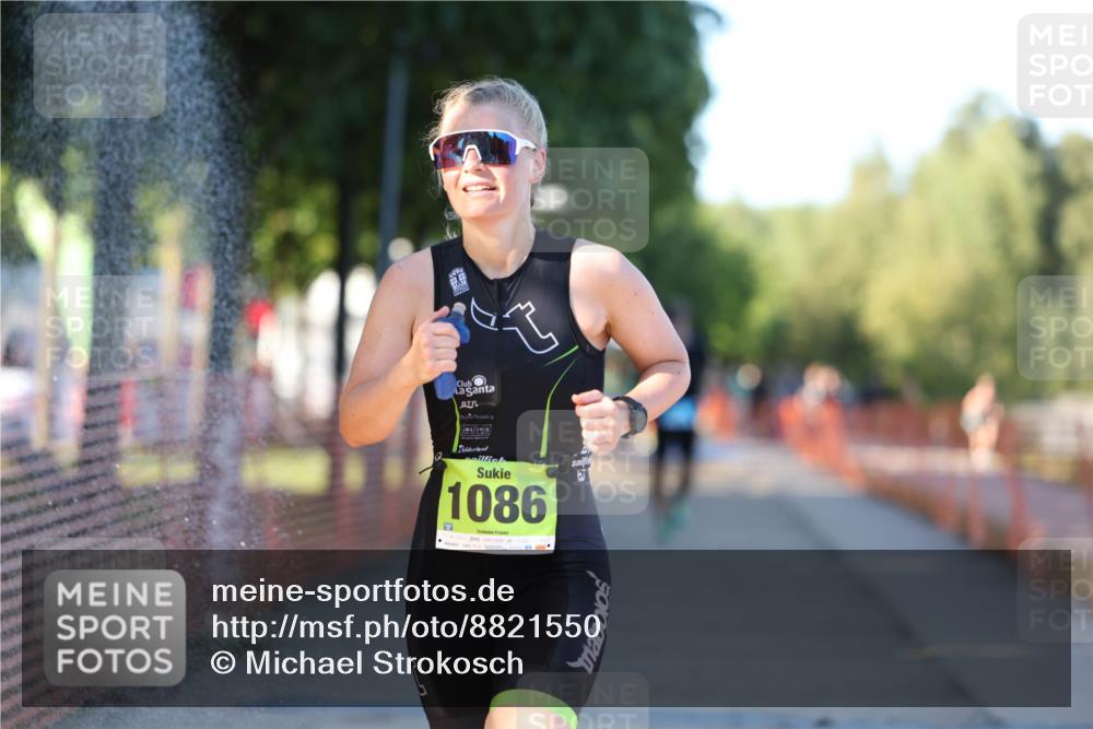 07.09.2025 - 19. Norderstedt Triathlon Michael Strokosch http://msf.ph/oto/8821550 07.09.2025 17:02:35 Laufen 1086, 1417 meine-sportfotos.de
