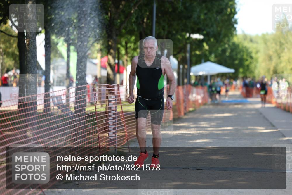 07.09.2025 - 19. Norderstedt Triathlon Michael Strokosch http://msf.ph/oto/8821578 07.09.2025 15:56:23 Laufen 391 meine-sportfotos.de