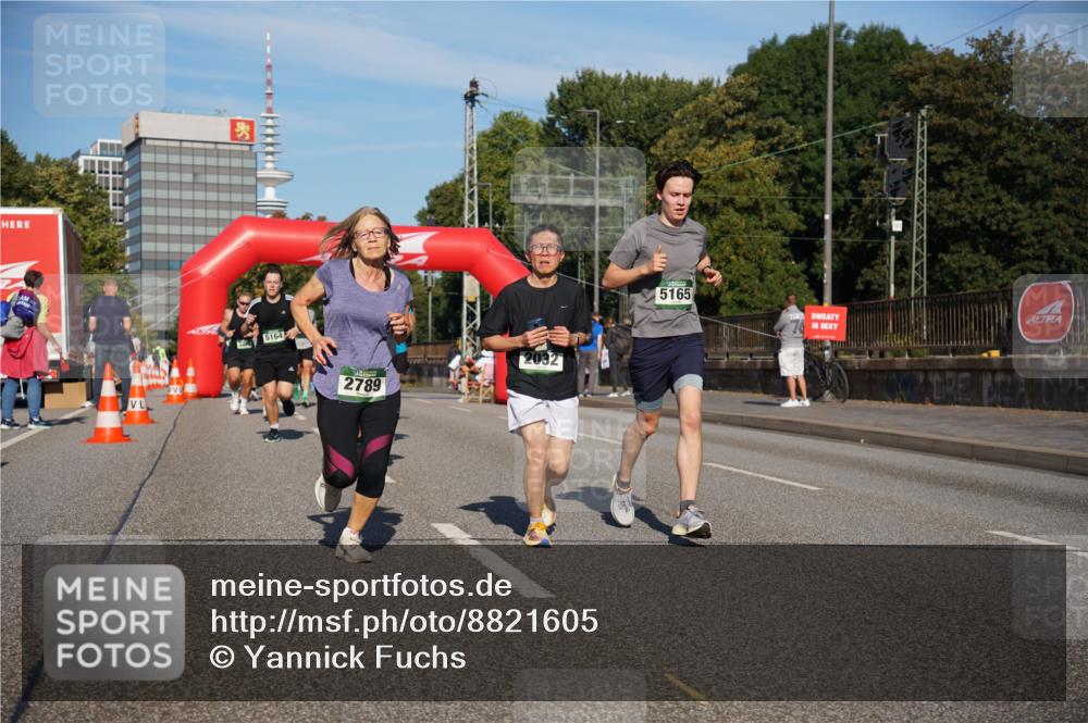 07.09.2025 - BARMER Alsterlauf Yannick Fuchs http://msf.ph/oto/8821605 07.09.2025 09:46:05 Laufen 5164, 2789, 2032, 5165 meine-sportfotos.de