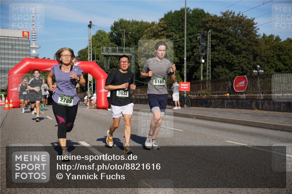 07.09.2025 - BARMER Alsterlauf Yannick Fuchs http://msf.ph/oto/8821616 07.09.2025 09:46:05 Laufen 2789, 2032, 5165 meine-sportfotos.de