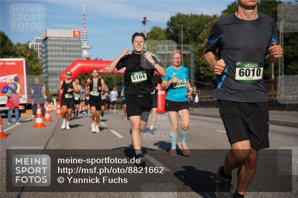 07.09.2025 - BARMER Alsterlauf Yannick Fuchs http://msf.ph/oto/8821662 07.09.2025 09:46:08 Laufen 4837, 5164, 2390, 36, 6010 meine-sportfotos.de