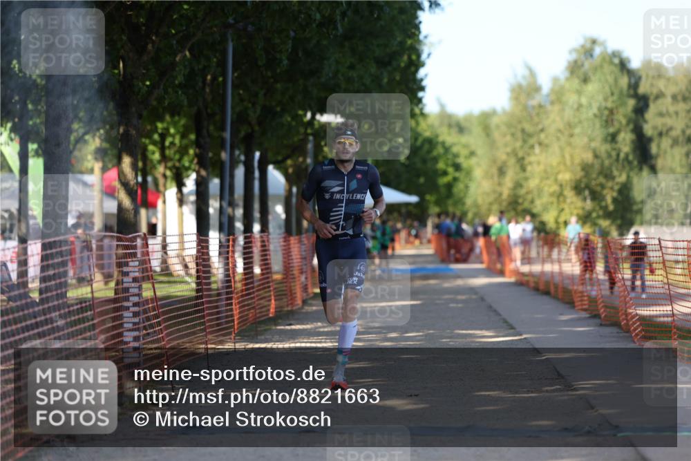 07.09.2025 - 19. Norderstedt Triathlon Michael Strokosch http://msf.ph/oto/8821663 07.09.2025 15:57:11 Laufen 1433 meine-sportfotos.de