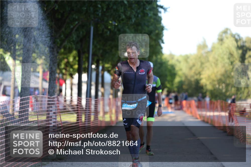 07.09.2025 - 19. Norderstedt Triathlon Michael Strokosch http://msf.ph/oto/8821664 07.09.2025 17:03:34 Laufen 397, 1460 meine-sportfotos.de
