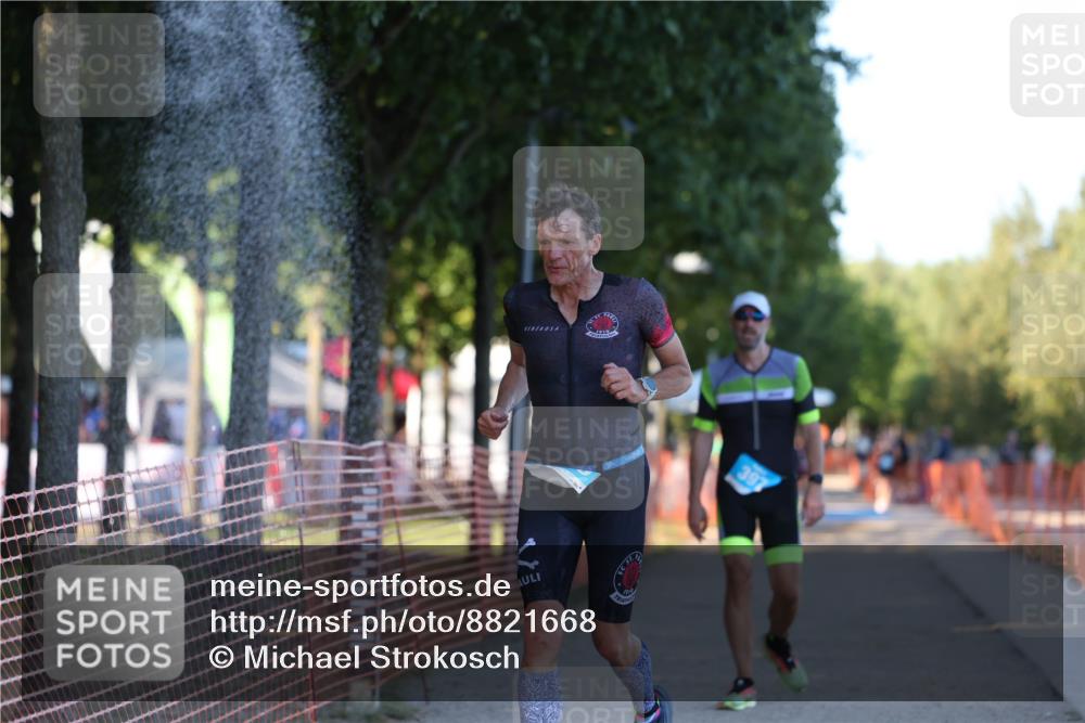 07.09.2025 - 19. Norderstedt Triathlon Michael Strokosch http://msf.ph/oto/8821668 07.09.2025 17:03:35 Laufen 397, 1460 meine-sportfotos.de
