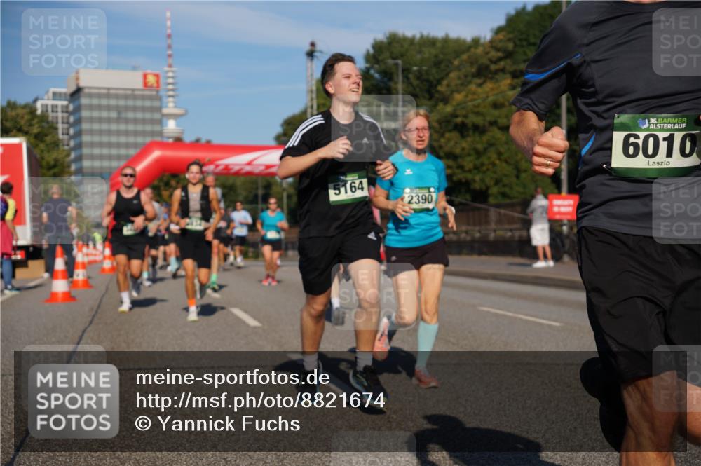07.09.2025 - BARMER Alsterlauf Yannick Fuchs http://msf.ph/oto/8821674 07.09.2025 09:46:08 Laufen 5164, 2390, 36, 6010 meine-sportfotos.de