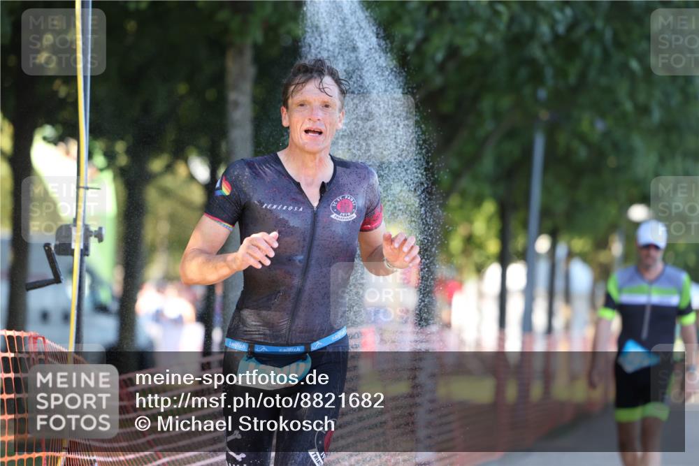 07.09.2025 - 19. Norderstedt Triathlon Michael Strokosch http://msf.ph/oto/8821682 07.09.2025 17:03:36 Laufen 397, 1460 meine-sportfotos.de