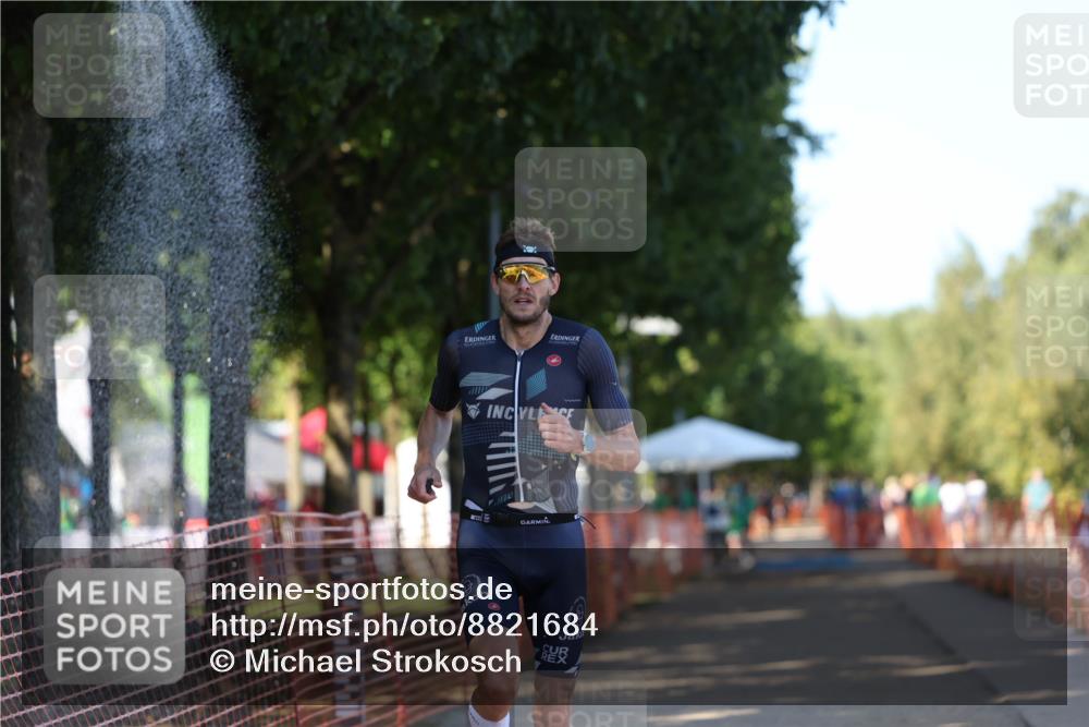 07.09.2025 - 19. Norderstedt Triathlon Michael Strokosch http://msf.ph/oto/8821684 07.09.2025 15:57:13 Laufen 1433 meine-sportfotos.de
