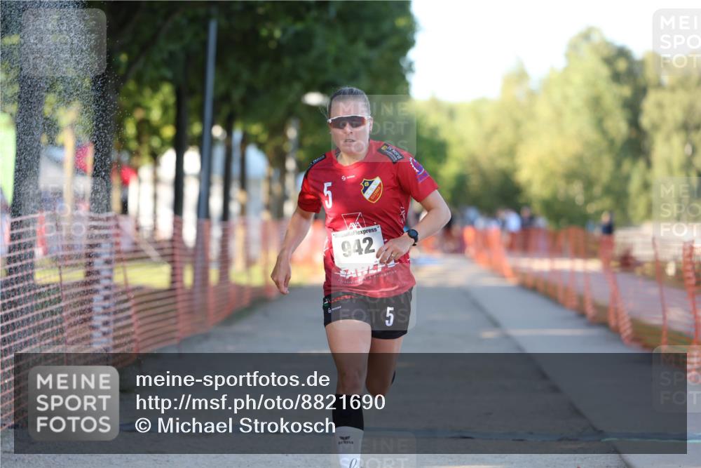 07.09.2025 - 19. Norderstedt Triathlon Michael Strokosch http://msf.ph/oto/8821690 07.09.2025 17:03:54 Laufen  meine-sportfotos.de