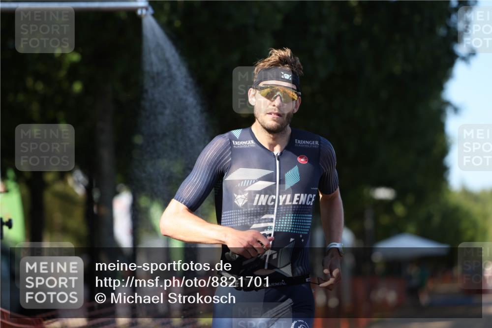 07.09.2025 - 19. Norderstedt Triathlon Michael Strokosch http://msf.ph/oto/8821701 07.09.2025 15:57:14 Laufen 1433 meine-sportfotos.de