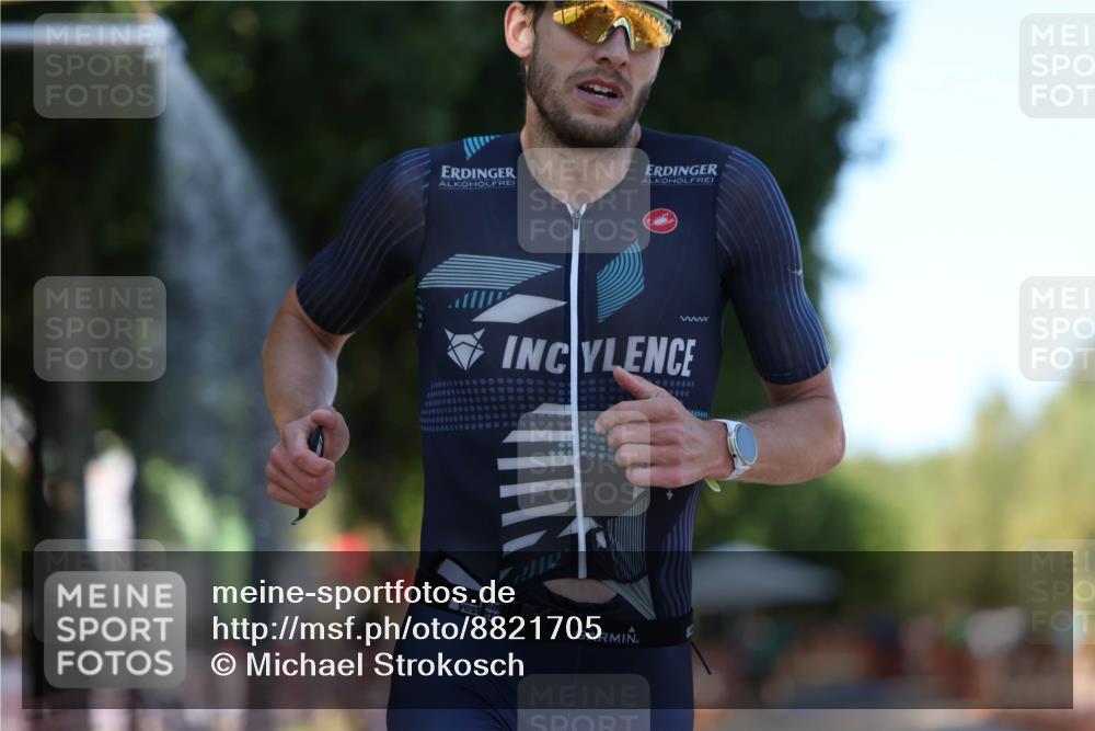 07.09.2025 - 19. Norderstedt Triathlon Michael Strokosch http://msf.ph/oto/8821705 07.09.2025 15:57:14 Laufen 1433 meine-sportfotos.de