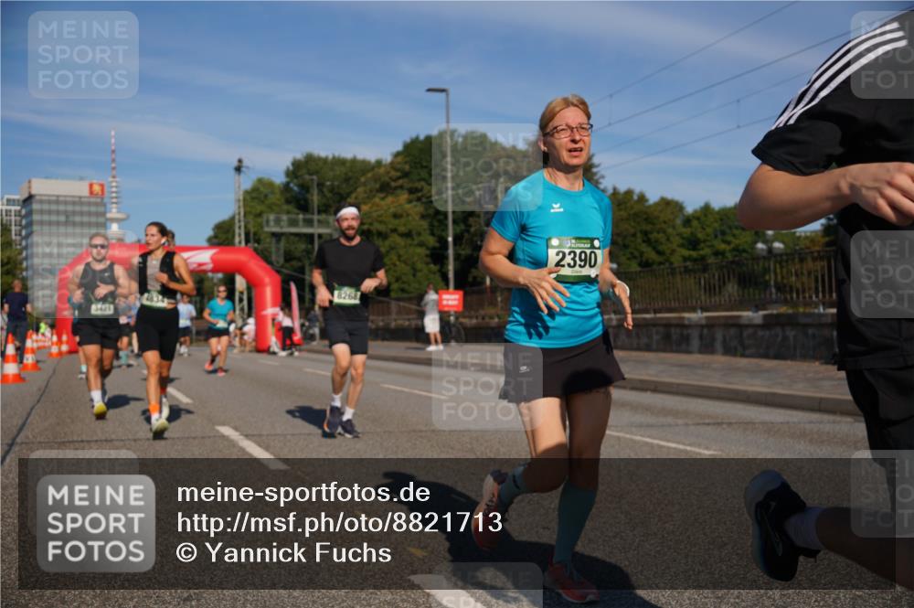 07.09.2025 - BARMER Alsterlauf Yannick Fuchs http://msf.ph/oto/8821713 07.09.2025 09:46:09 Laufen 8268, 2390 meine-sportfotos.de