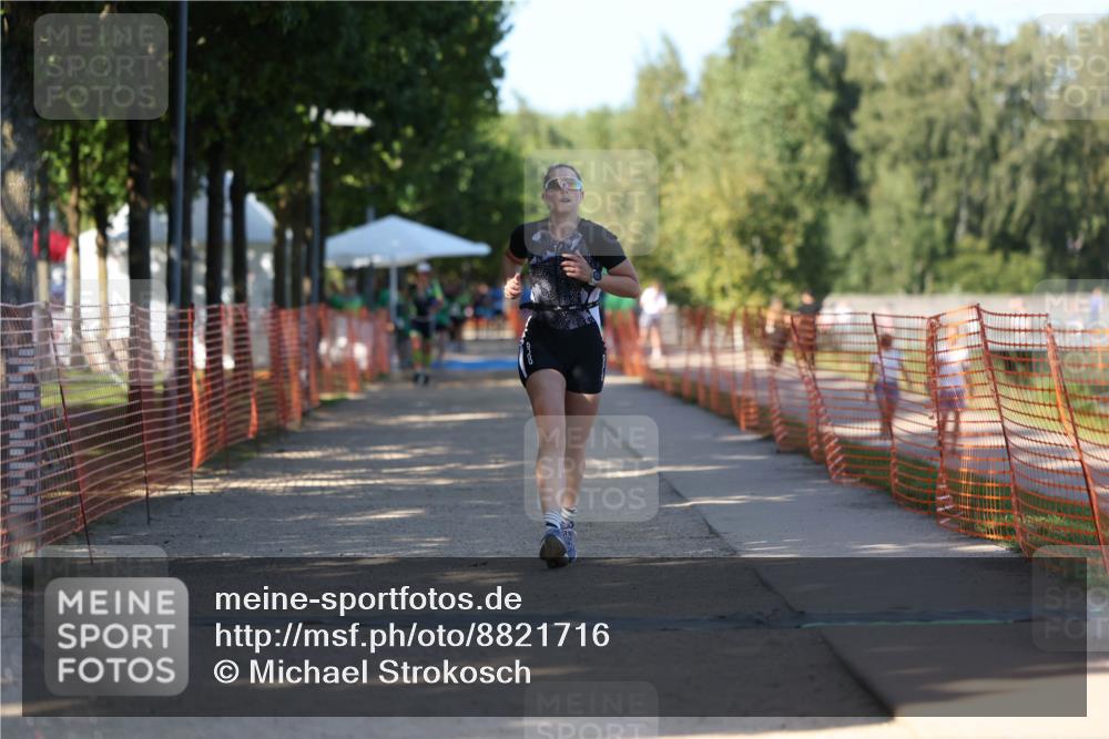07.09.2025 - 19. Norderstedt Triathlon Michael Strokosch http://msf.ph/oto/8821716 07.09.2025 15:57:49 Laufen 887 meine-sportfotos.de