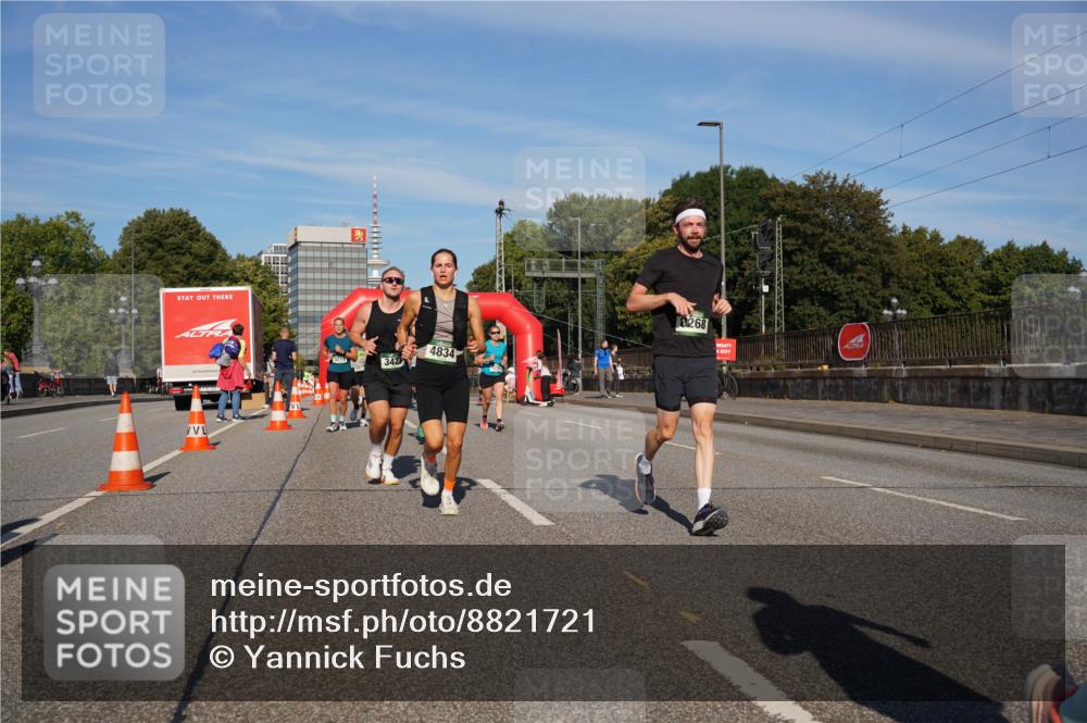 07.09.2025 - BARMER Alsterlauf Yannick Fuchs http://msf.ph/oto/8821721 07.09.2025 09:46:10 Laufen 342, 4834, 8268, 57 meine-sportfotos.de