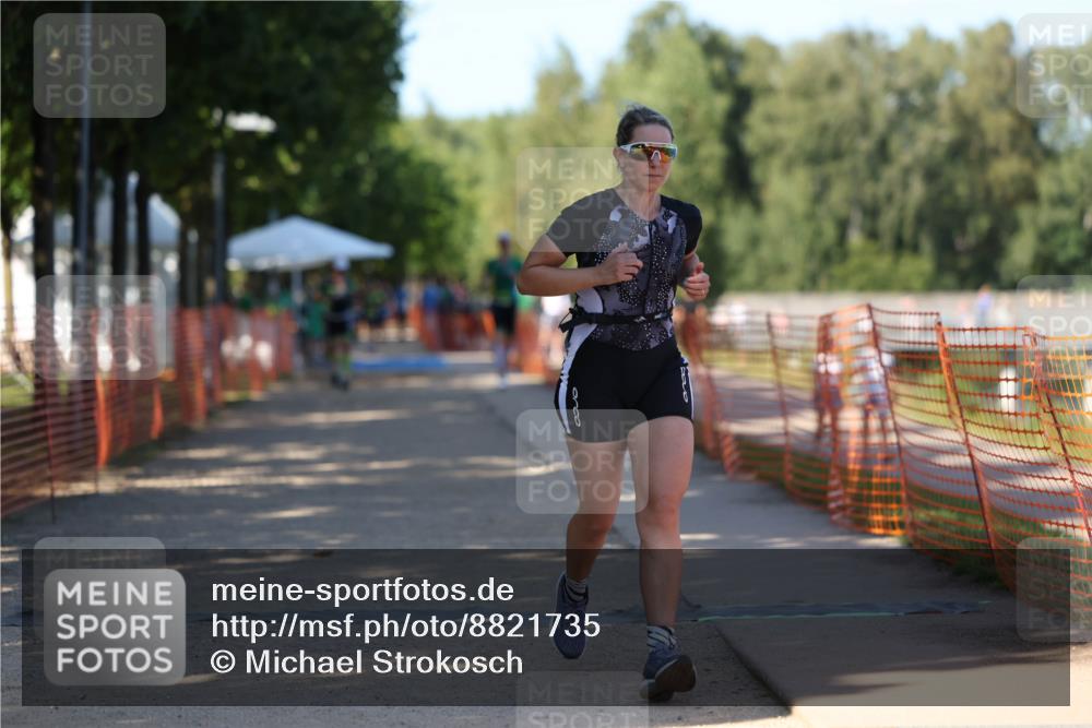 07.09.2025 - 19. Norderstedt Triathlon Michael Strokosch http://msf.ph/oto/8821735 07.09.2025 15:57:51 Laufen 887 meine-sportfotos.de
