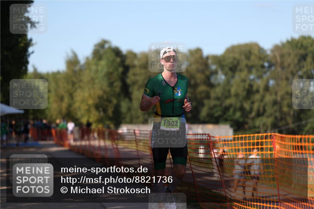 07.09.2025 - 19. Norderstedt Triathlon Michael Strokosch http://msf.ph/oto/8821736 07.09.2025 15:58:02 Laufen 1481 meine-sportfotos.de