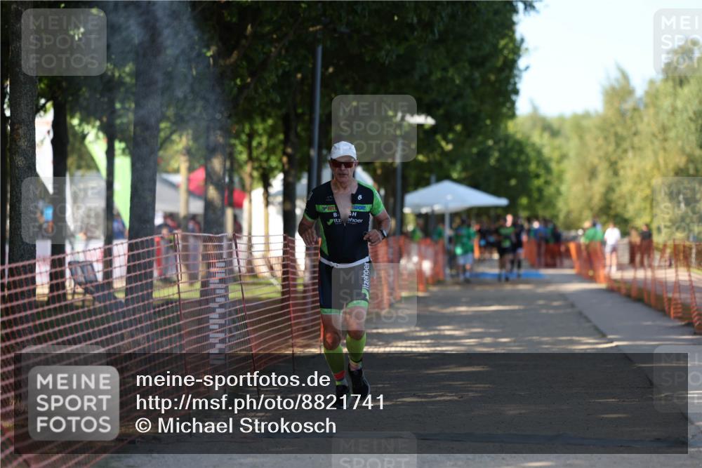 07.09.2025 - 19. Norderstedt Triathlon Michael Strokosch http://msf.ph/oto/8821741 07.09.2025 15:58:03 Laufen 1481 meine-sportfotos.de
