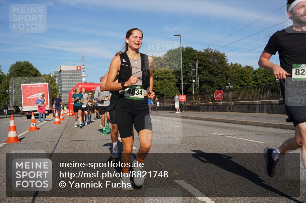 07.09.2025 - BARMER Alsterlauf Yannick Fuchs http://msf.ph/oto/8821748 07.09.2025 09:46:11 Laufen 4834, 820 meine-sportfotos.de