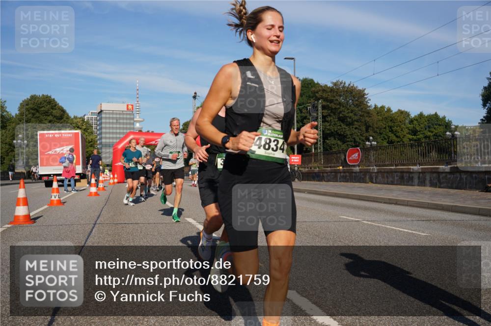 07.09.2025 - BARMER Alsterlauf Yannick Fuchs http://msf.ph/oto/8821759 07.09.2025 09:46:11 Laufen 32, 36, 4834 meine-sportfotos.de
