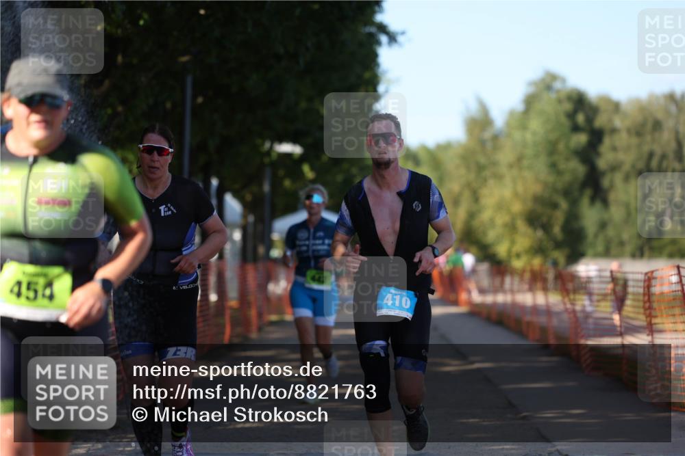 07.09.2025 - 19. Norderstedt Triathlon Michael Strokosch http://msf.ph/oto/8821763 07.09.2025 15:58:25 Laufen 442, 454, 1509 meine-sportfotos.de