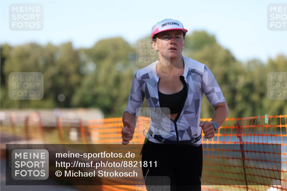 07.09.2025 - 19. Norderstedt Triathlon Michael Strokosch http://msf.ph/oto/8821811 07.09.2025 15:58:53 Laufen 363, 448, 1485, 1507 meine-sportfotos.de