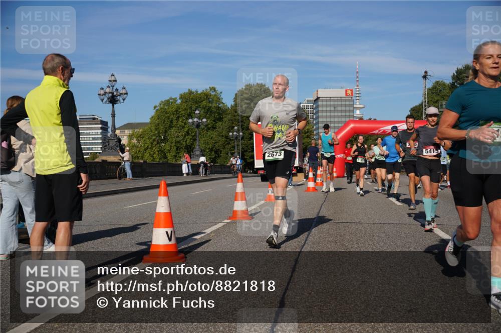 07.09.2025 - BARMER Alsterlauf Yannick Fuchs http://msf.ph/oto/8821818 07.09.2025 09:46:14 Laufen 2673, 541 meine-sportfotos.de