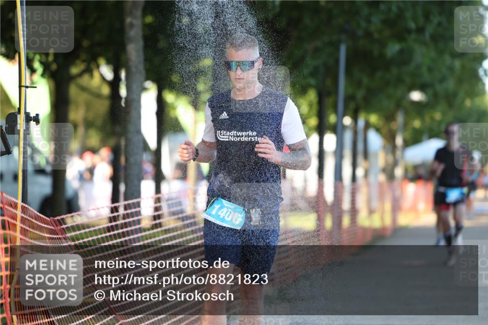 07.09.2025 - 19. Norderstedt Triathlon Michael Strokosch http://msf.ph/oto/8821823 07.09.2025 17:05:16 Laufen 1400, 1446 meine-sportfotos.de