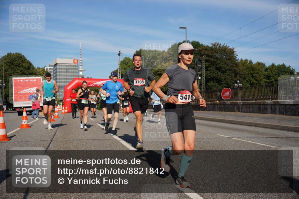 07.09.2025 - BARMER Alsterlauf Yannick Fuchs http://msf.ph/oto/8821842 07.09.2025 09:46:15 Laufen 5694, 2125, 5253, 3705, 120, 5415 meine-sportfotos.de