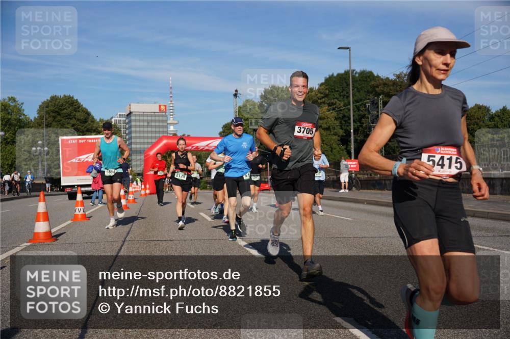 07.09.2025 - BARMER Alsterlauf Yannick Fuchs http://msf.ph/oto/8821855 07.09.2025 09:46:15 Laufen 5694, 2125, 3705, 36, 5415 meine-sportfotos.de