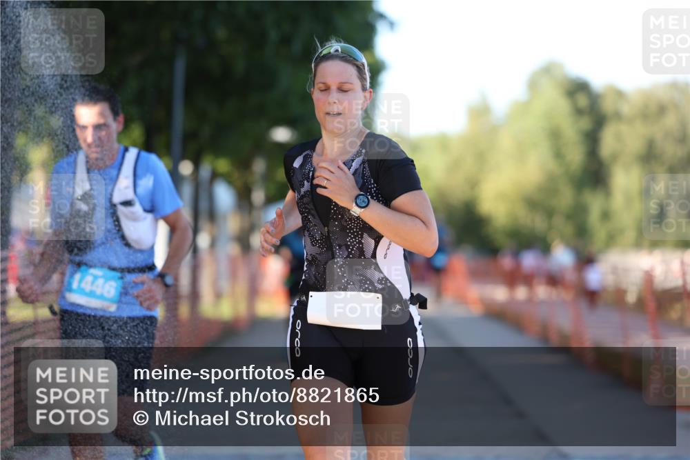 07.09.2025 - 19. Norderstedt Triathlon Michael Strokosch http://msf.ph/oto/8821865 07.09.2025 17:05:25 Laufen 1108, 1446 meine-sportfotos.de