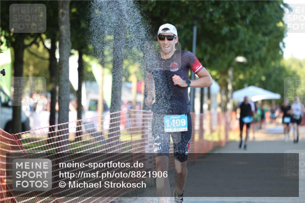 07.09.2025 - 19. Norderstedt Triathlon Michael Strokosch http://msf.ph/oto/8821906 07.09.2025 17:05:41 Laufen 432, 924 meine-sportfotos.de