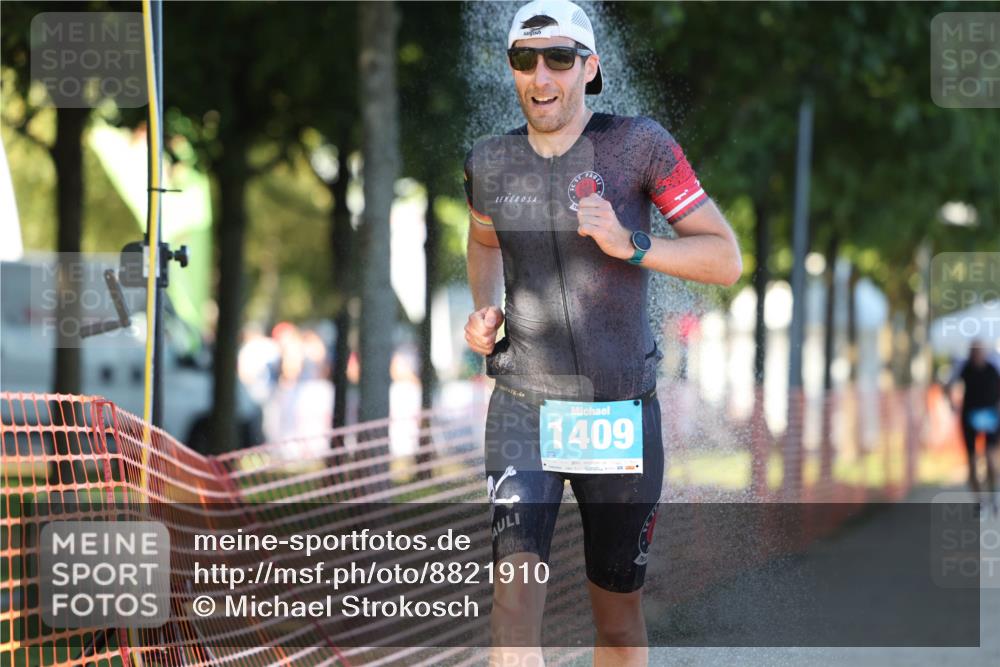 07.09.2025 - 19. Norderstedt Triathlon Michael Strokosch http://msf.ph/oto/8821910 07.09.2025 17:05:42 Laufen 432, 924 meine-sportfotos.de