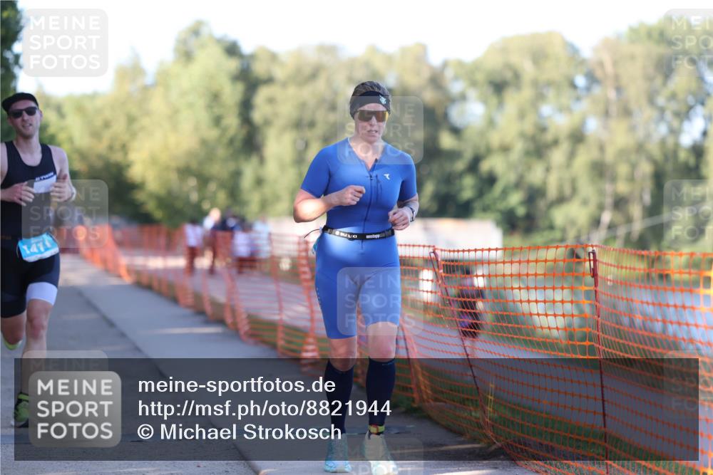 07.09.2025 - 19. Norderstedt Triathlon Michael Strokosch http://msf.ph/oto/8821944 07.09.2025 17:06:08 Laufen 929, 1454, 1515 meine-sportfotos.de