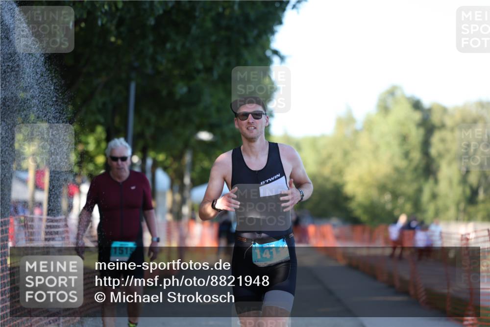 07.09.2025 - 19. Norderstedt Triathlon Michael Strokosch http://msf.ph/oto/8821948 07.09.2025 17:06:10 Laufen 929, 1454, 1515 meine-sportfotos.de