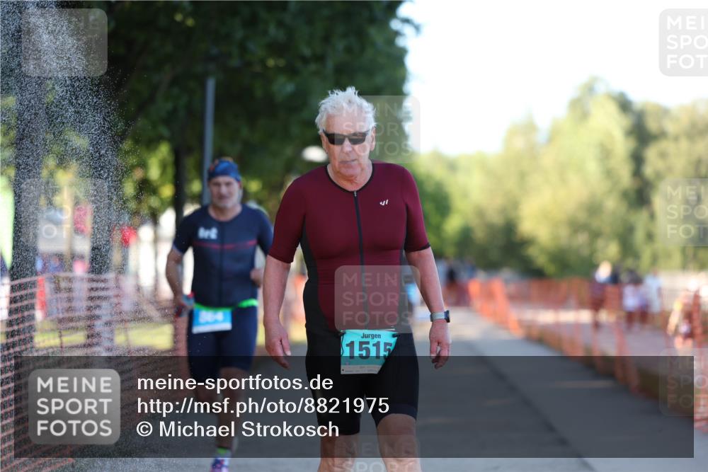 07.09.2025 - 19. Norderstedt Triathlon Michael Strokosch http://msf.ph/oto/8821975 07.09.2025 17:06:19 Laufen 864, 929 meine-sportfotos.de