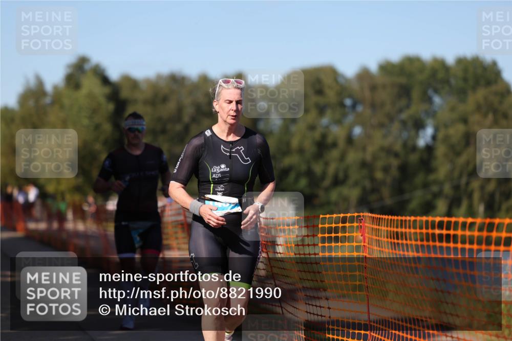 07.09.2025 - 19. Norderstedt Triathlon Michael Strokosch http://msf.ph/oto/8821990 07.09.2025 15:59:44 Laufen 441, 1403, 1450 meine-sportfotos.de
