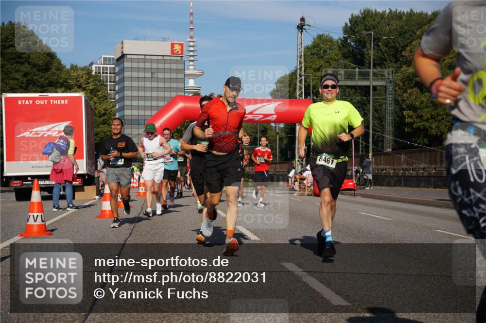 07.09.2025 - BARMER Alsterlauf Yannick Fuchs http://msf.ph/oto/8822031 07.09.2025 09:46:23 Laufen 2801, 5933, 8461 meine-sportfotos.de