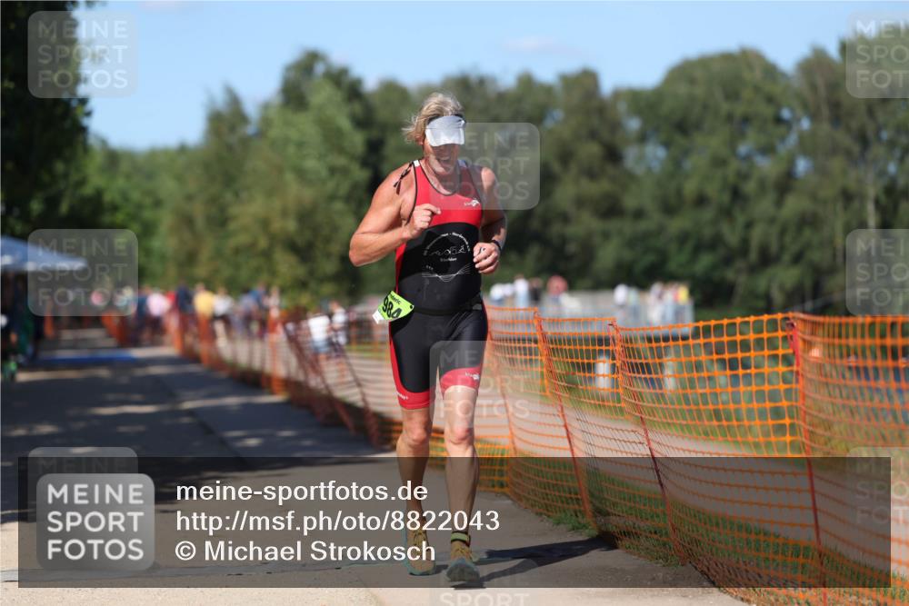 07.09.2025 - 19. Norderstedt Triathlon Michael Strokosch http://msf.ph/oto/8822043 07.09.2025 15:00:40 Laufen 984 meine-sportfotos.de