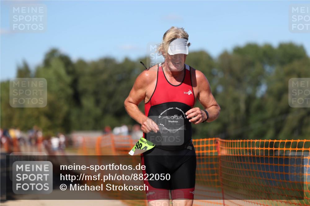 07.09.2025 - 19. Norderstedt Triathlon Michael Strokosch http://msf.ph/oto/8822050 07.09.2025 15:00:41 Laufen 984 meine-sportfotos.de