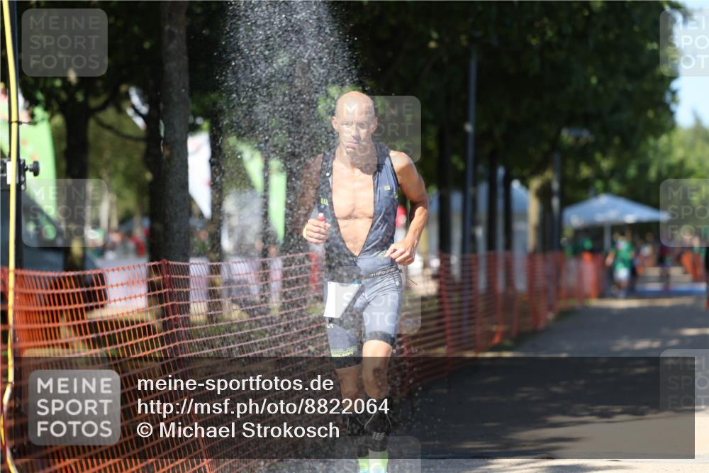 07.09.2025 - 19. Norderstedt Triathlon Michael Strokosch http://msf.ph/oto/8822064 07.09.2025 15:00:54 Laufen 1457 meine-sportfotos.de