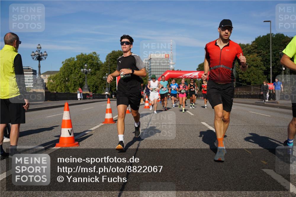 07.09.2025 - BARMER Alsterlauf Yannick Fuchs http://msf.ph/oto/8822067 07.09.2025 09:46:25 Laufen 9097 meine-sportfotos.de
