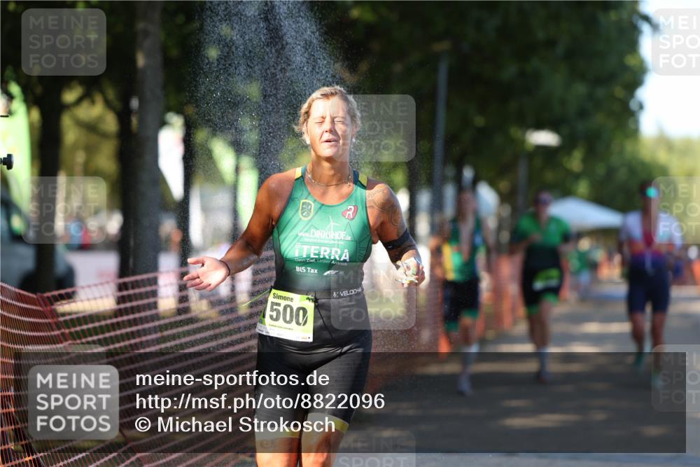 07.09.2025 - 19. Norderstedt Triathlon Michael Strokosch http://msf.ph/oto/8822096 07.09.2025 16:00:45 Laufen 475, 1495, 1500 meine-sportfotos.de