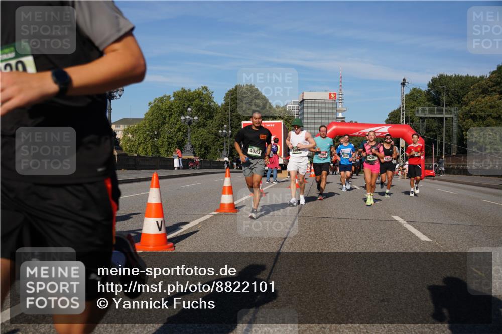 07.09.2025 - BARMER Alsterlauf Yannick Fuchs http://msf.ph/oto/8822101 07.09.2025 09:46:26 Laufen 50 meine-sportfotos.de